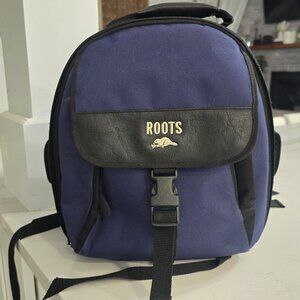 Roots camera backpack bag Blue & Black adjustable interior lots of pockets